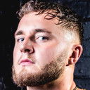 Ricky Bevis als Ricky Knight Jr.