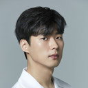Ahn Dong-gu als Young-bae (voice)
