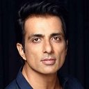 Sonu Sood als Jag