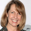 Monica Horan als Ruby the Crossing Guard