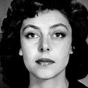 Elaine May als Girl with Note for Benjamin (uncredited)
