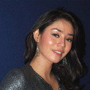 Saphira Indah Julianti als Ibu Qais