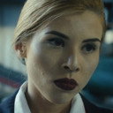 Fernanda Leal als Ingrid