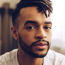 Noah J. Ricketts als Frankie Hines