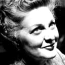 Eleanor Audley als Mrs. Hathaway