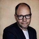 Peter Englund als Self - Ledamot på stol Nr:10