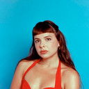 Julia Mestre als Claudinha