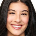 Emily Ozrey als Surfer Girl Talos #1