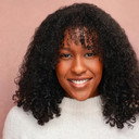 Rionna Luck als Showgirl