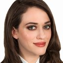 Kat Dennings als Darcy Lewis