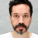 Gabriel Andreu als Older Neanderthal Man