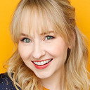 Mary Kate Wiles als Flynn Lives Supporter