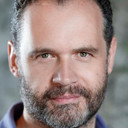 Simon Stanhope als Paul