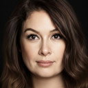 Zeynep Gülmez als 