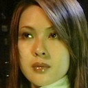 陳穎妍 als 袁美仪 (Emily)