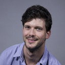Simon Labarrière als Joël