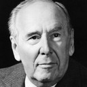 Ростислав Плятт als narrator (voice) (uncredited)