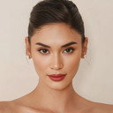 Pia Wurtzbach als Self