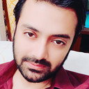Pratik Sen als Dr. Anirban Guha