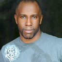 Trevor Jones als ND Agent #3