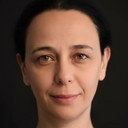 Pelinsu Pir als Gönül
