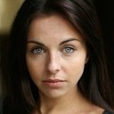 Louisa Lytton als Alva