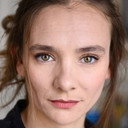 Cassandre Vittu de Kerraoul als 