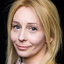 Kama Kowalewska als Kati