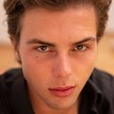 Jason Klare als Tim