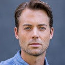 Adrian Centoni als Harvard Student