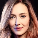 Özlem Çınar als Ayşegül