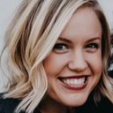 Janelle Perusi, Costumer