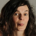 Nathalie Tetrel als Jacqueline the Milkmaid