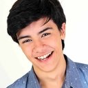 Victor Aguiar als Michael (Slavabody)