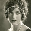 Jacqueline Logan als Lorraine LaRue