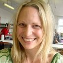 Gunilla Karlson als Beach Community Member