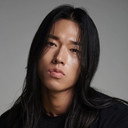 Seok Hyun-jun als Tarzan