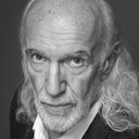 David Gant als London Maitre d'