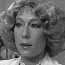 Raquel Maria als Mãe Metralha