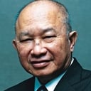 John Woo als Message deliverer