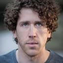 Kris Saddler als Justin Martello