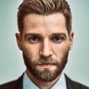 Mike Vogel als Ross