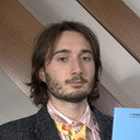 Emanuele De Santis als Smoker number 1 / Narrator