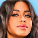 Amaya Espinal als Self