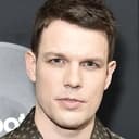 Jake Lacy als Forde