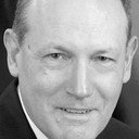 Oliver Dixon als Lawyer