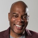 Alonzo Bodden als Steel