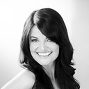 Melody Johnson als Julie