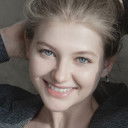 Elizaveta Bugulova als Chloe