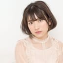 Ami Kobayashi als Flower Room Staff